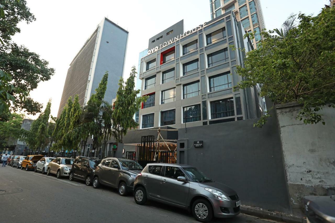 Golden Parkk Hotel Kolkata Exterior photo